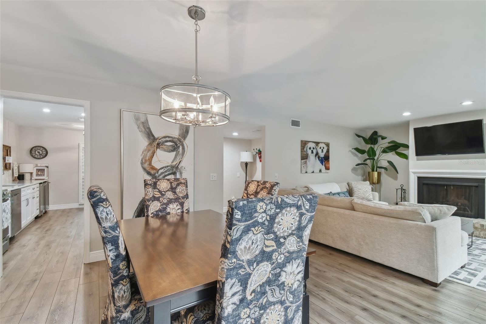 3530 VILLAGE WAY #3, TAMPA, FL, 33629