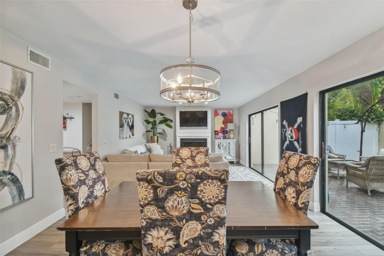 3530 VILLAGE WAY #3, TAMPA, FL, 33629