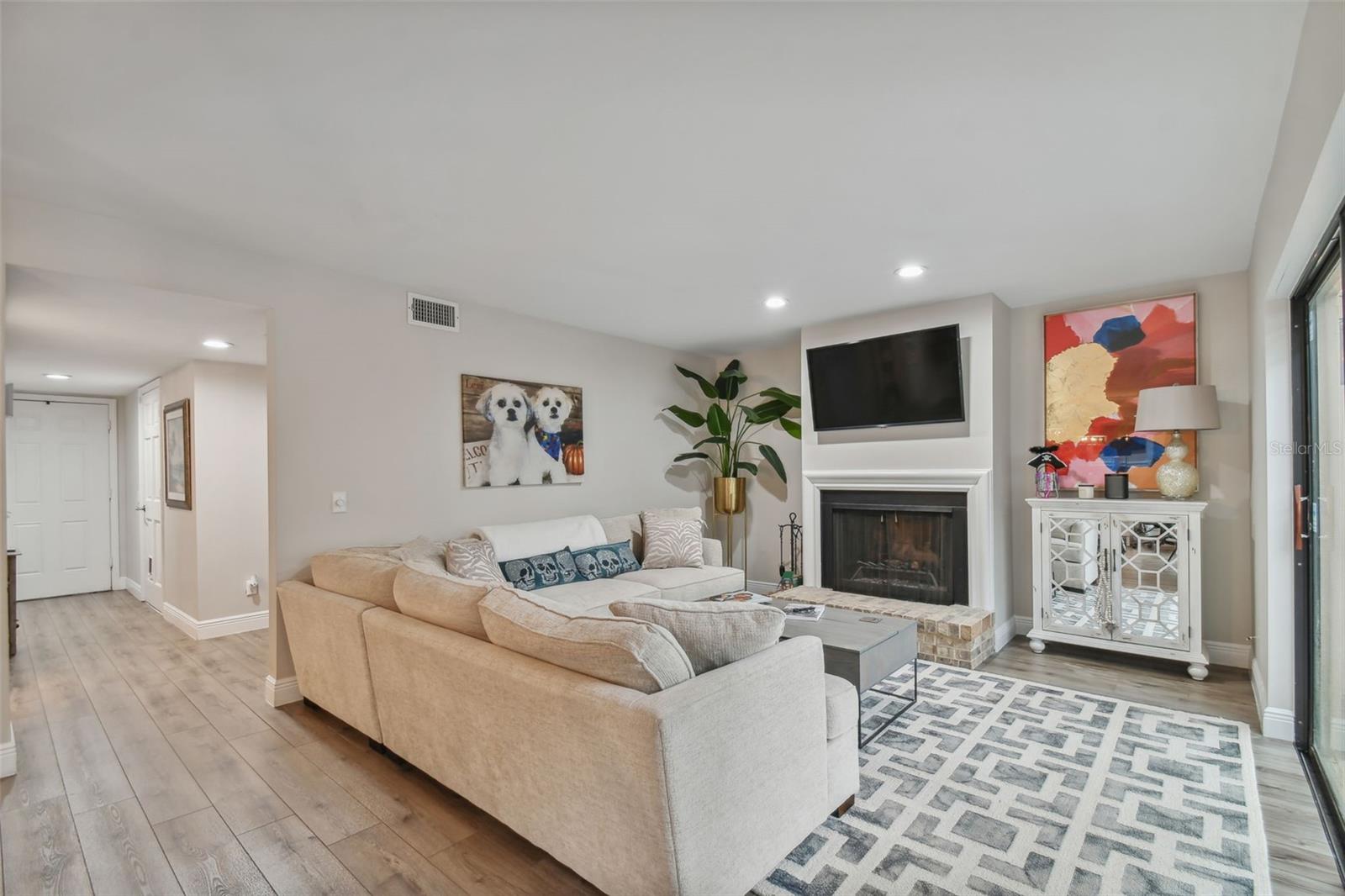 3530 VILLAGE WAY #3, TAMPA, FL, 33629