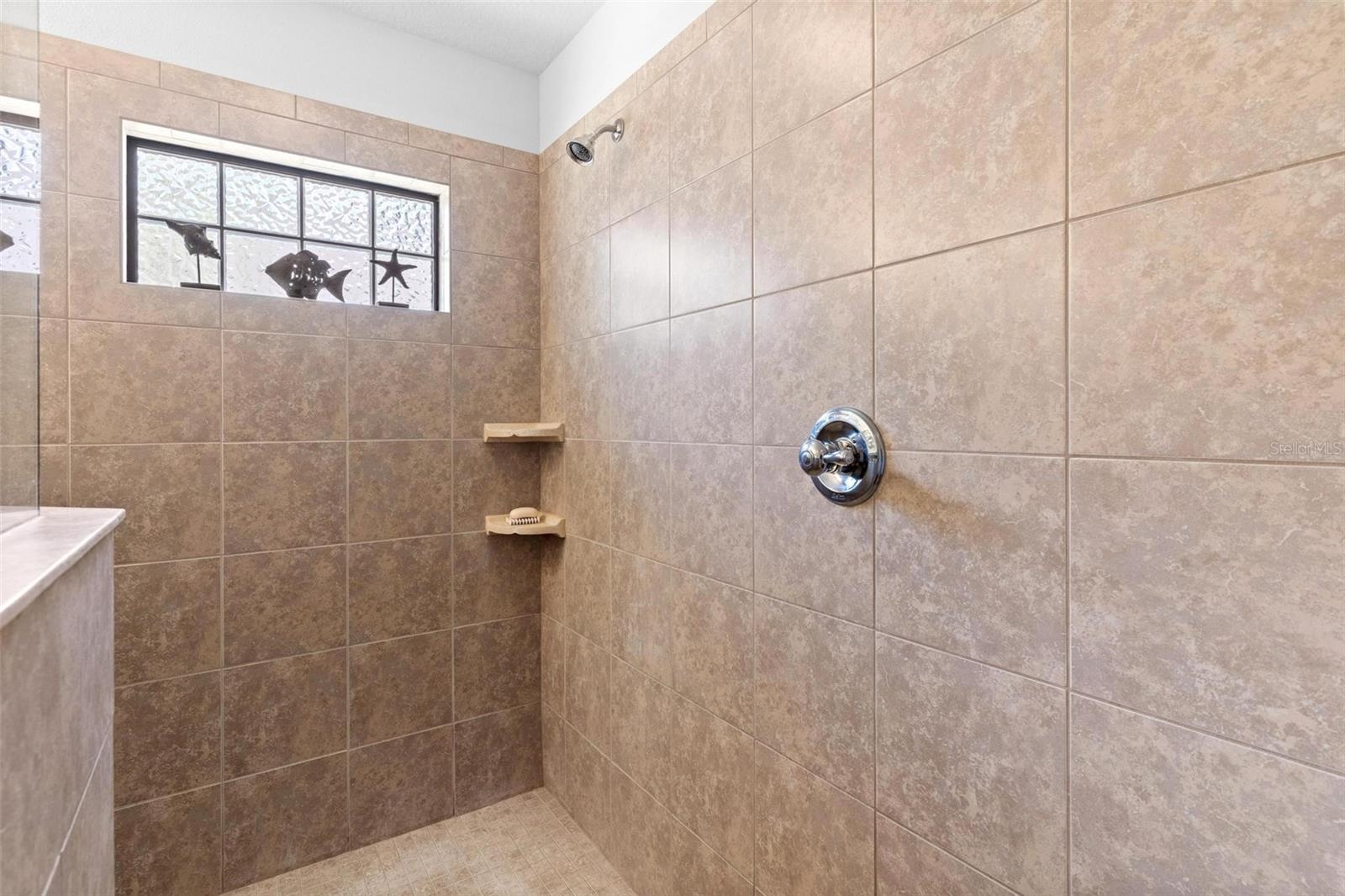 6115 LANDINGS BLVD, LADY LAKE, FL, 32159
