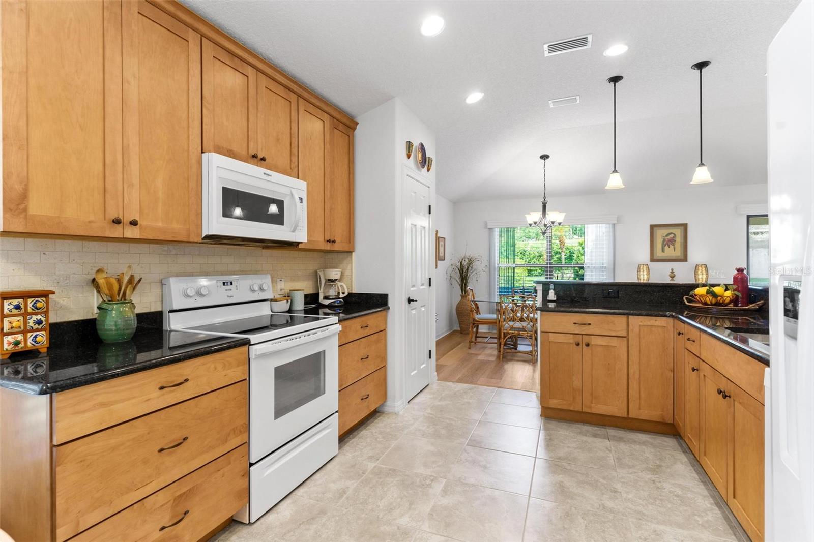 6115 LANDINGS BLVD, LADY LAKE, FL, 32159