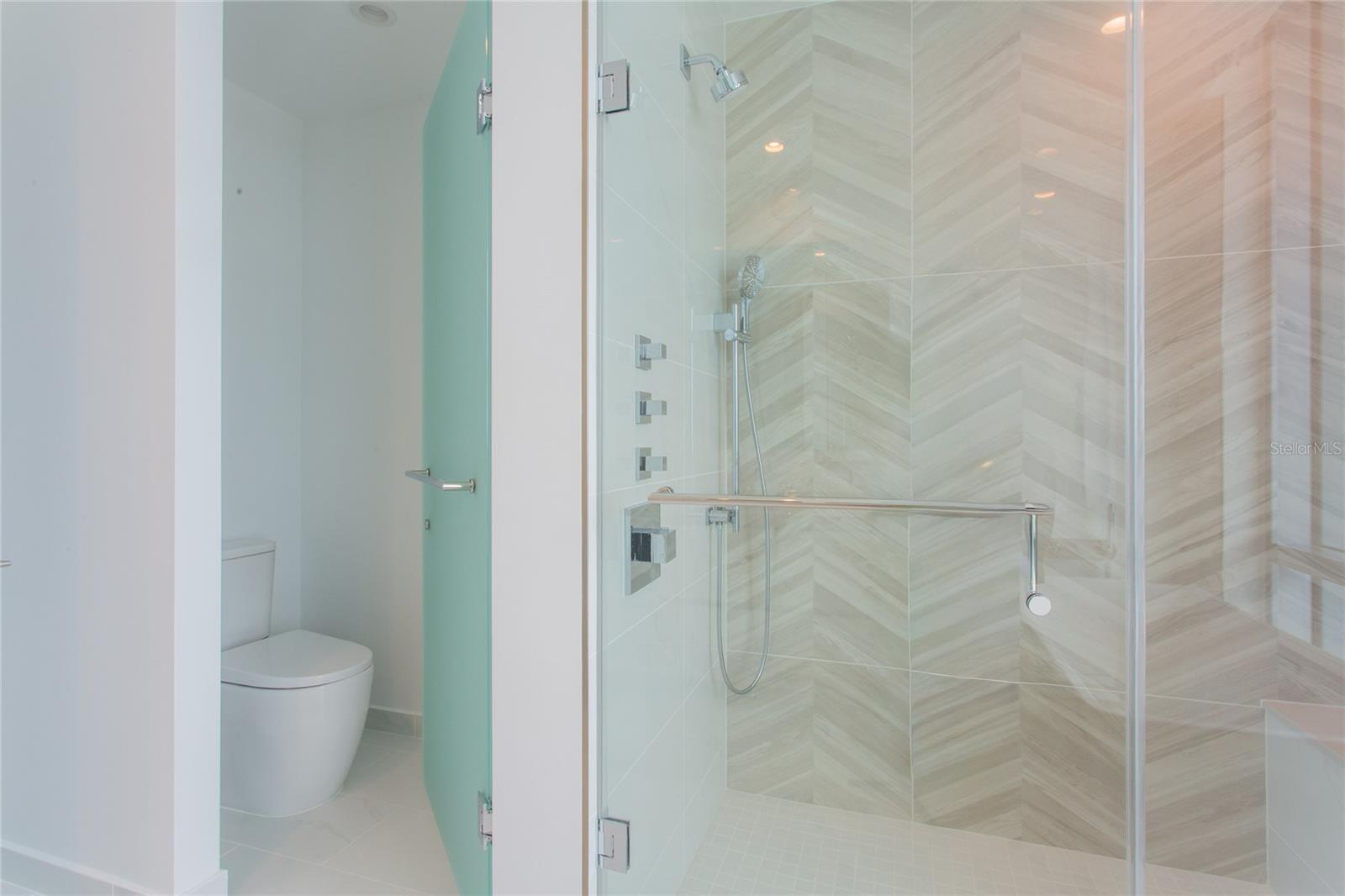 400 CENTRAL AVE #2601, ST PETERSBURG, FL, 33701
