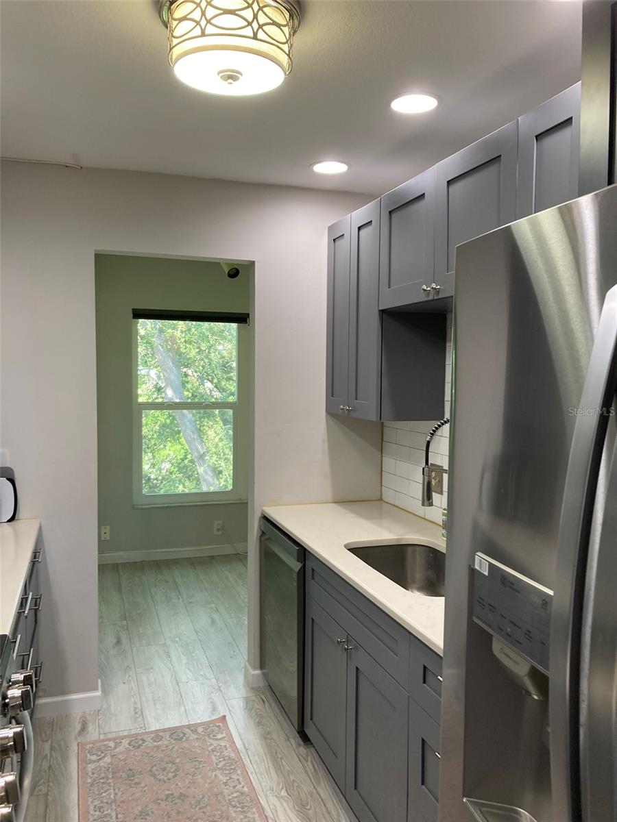 5725 80TH ST N #404, ST PETERSBURG, FL, 33709