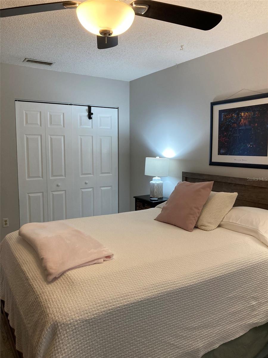5725 80TH ST N #404, ST PETERSBURG, FL, 33709