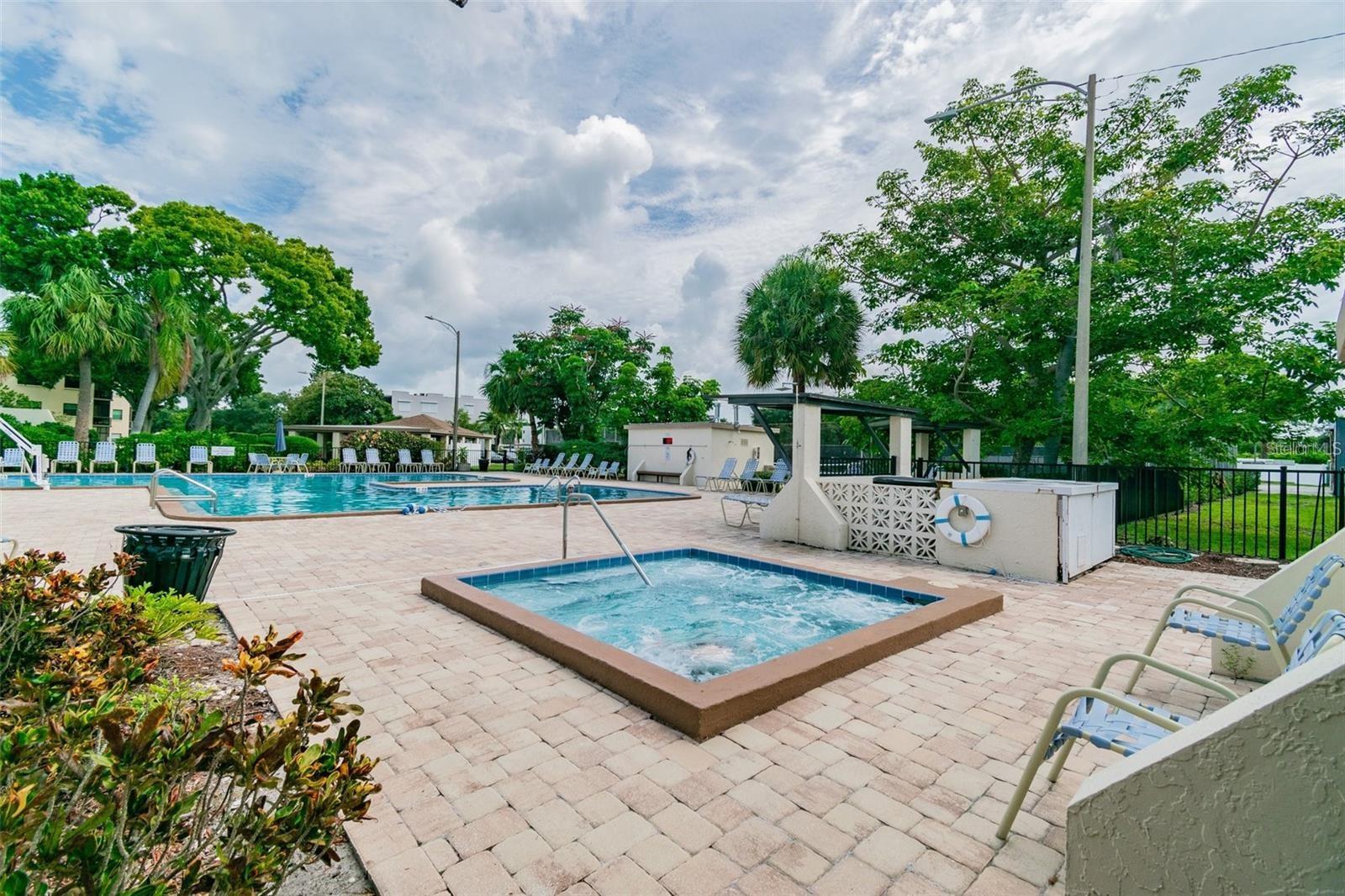 5725 80TH ST N #404, ST PETERSBURG, FL, 33709