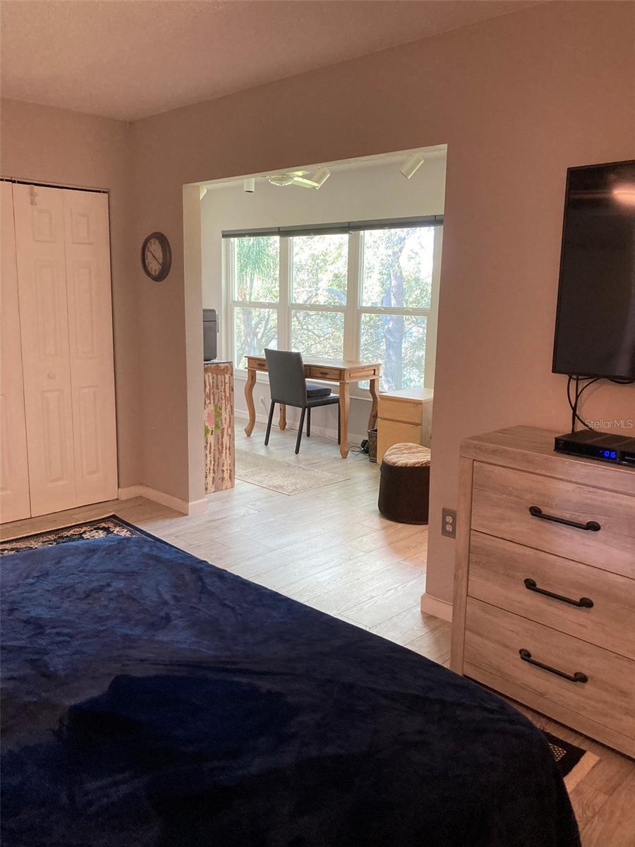 5725 80TH ST N #404, ST PETERSBURG, FL, 33709