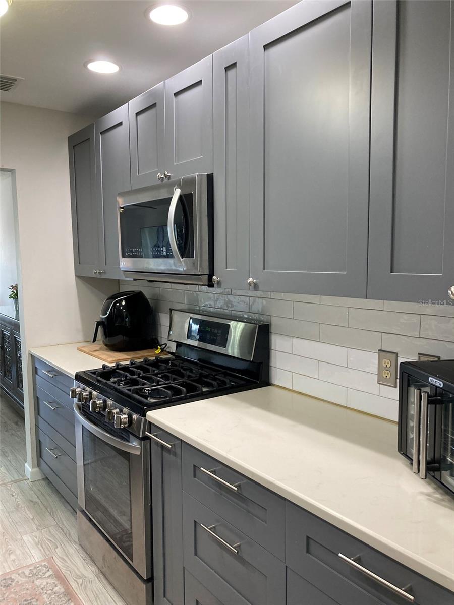 5725 80TH ST N #404, ST PETERSBURG, FL, 33709