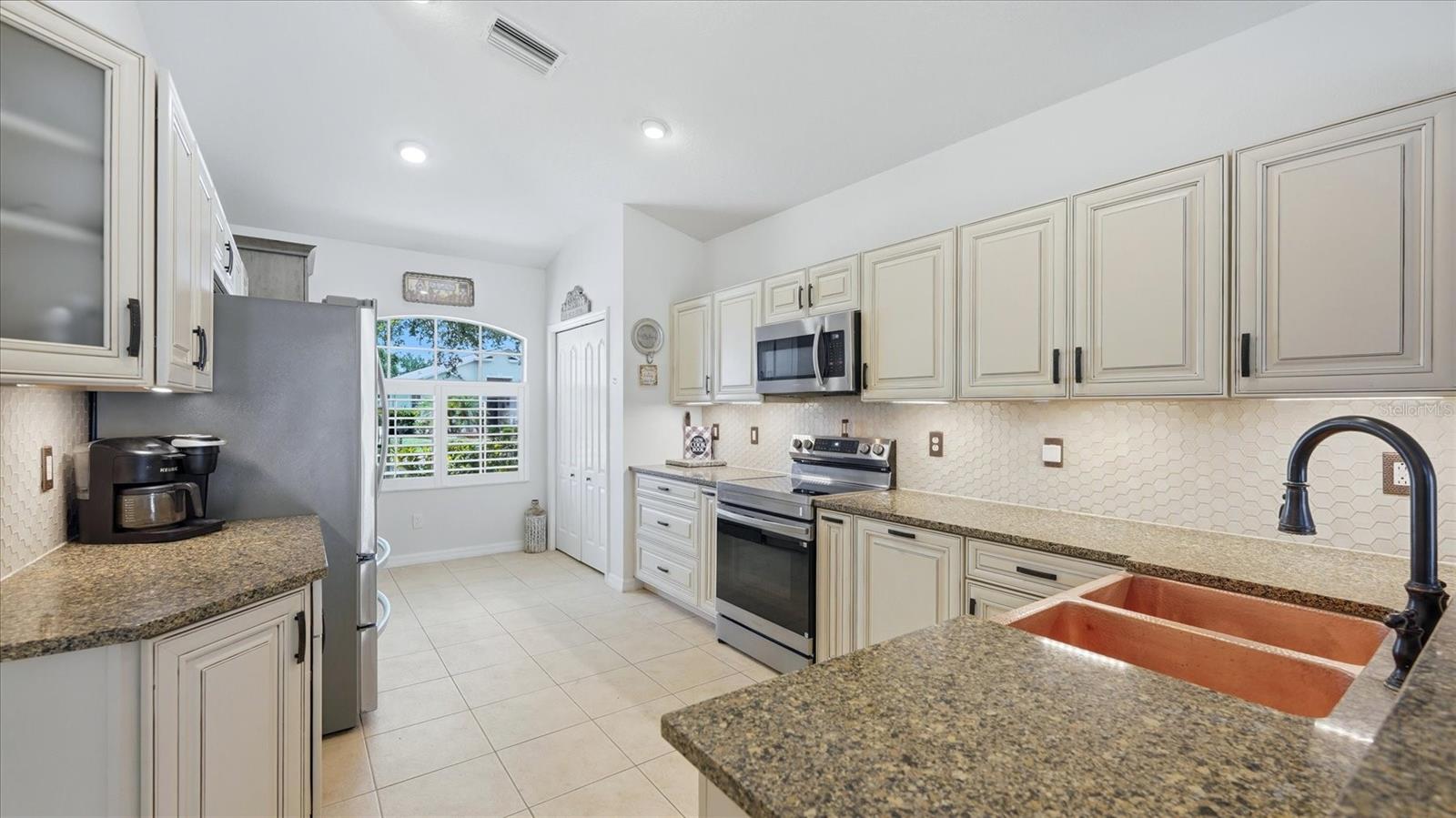8222 HAVEN HARBOUR WAY, BRADENTON, FL, 34212