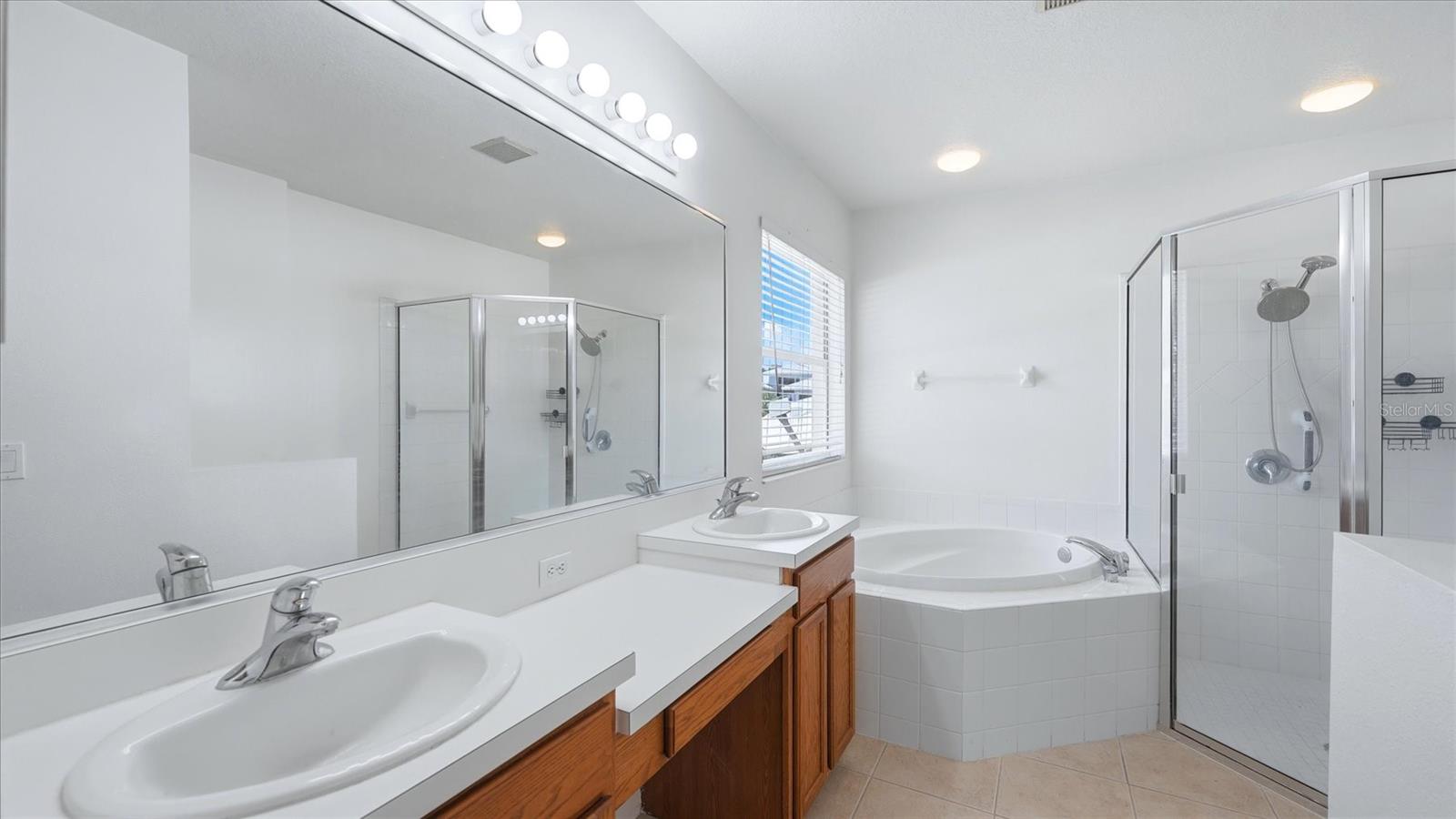 8222 HAVEN HARBOUR WAY, BRADENTON, FL, 34212