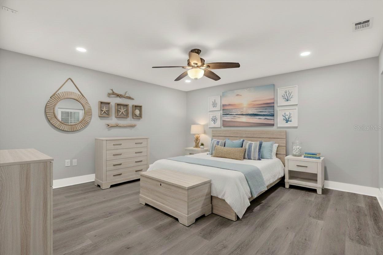 337 REX PL #A, MADEIRA BEACH, FL, 33708