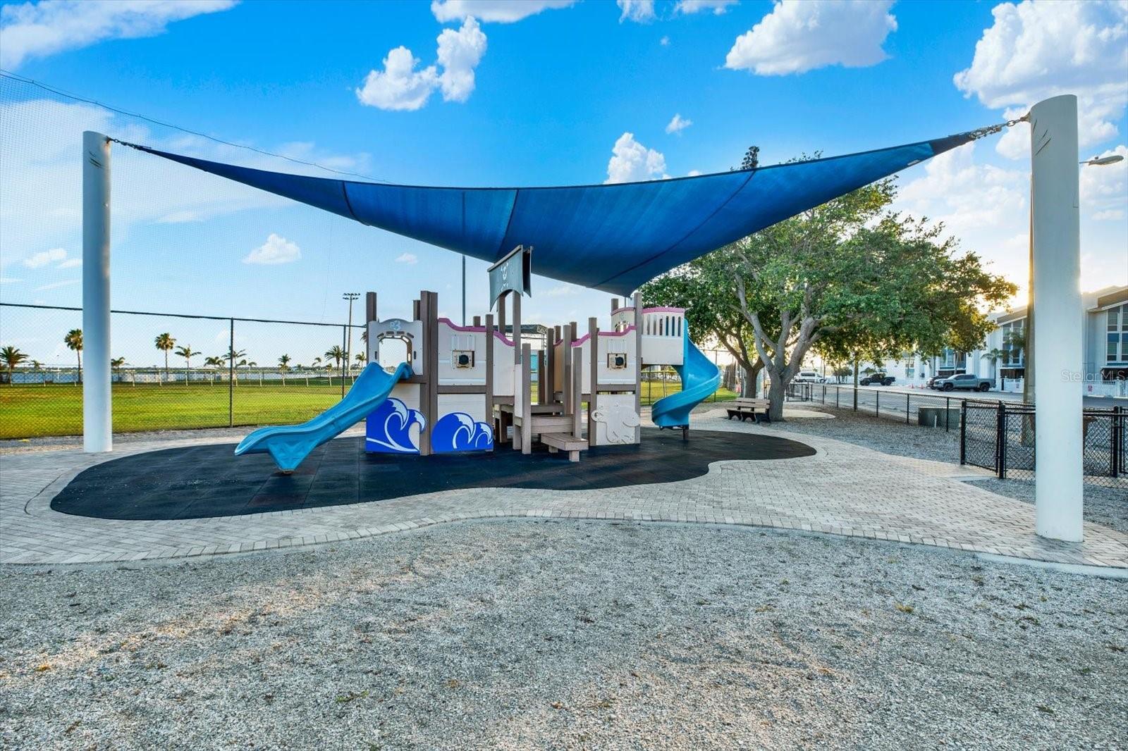 337 REX PL #A, MADEIRA BEACH, FL, 33708