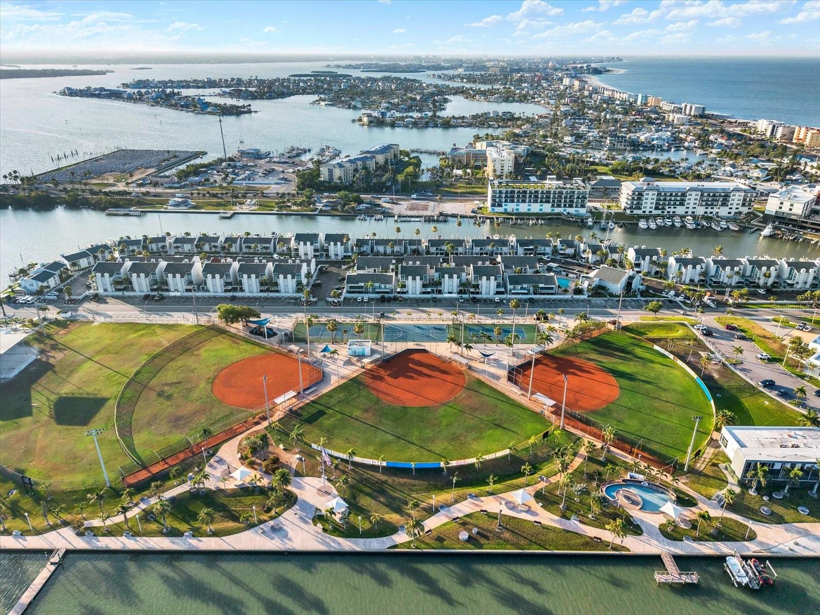 337 REX PL #A, MADEIRA BEACH, FL, 33708
