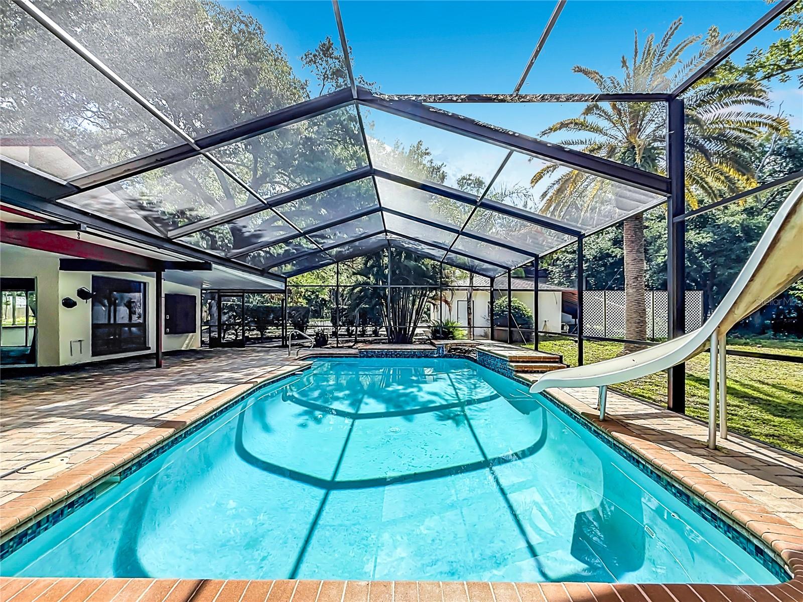 2065 BRADY DR, DUNEDIN, FL, 34698