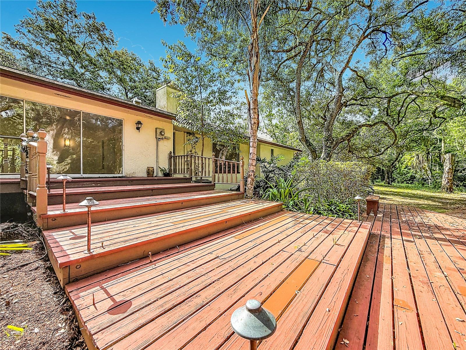 2065 BRADY DR, DUNEDIN, FL, 34698