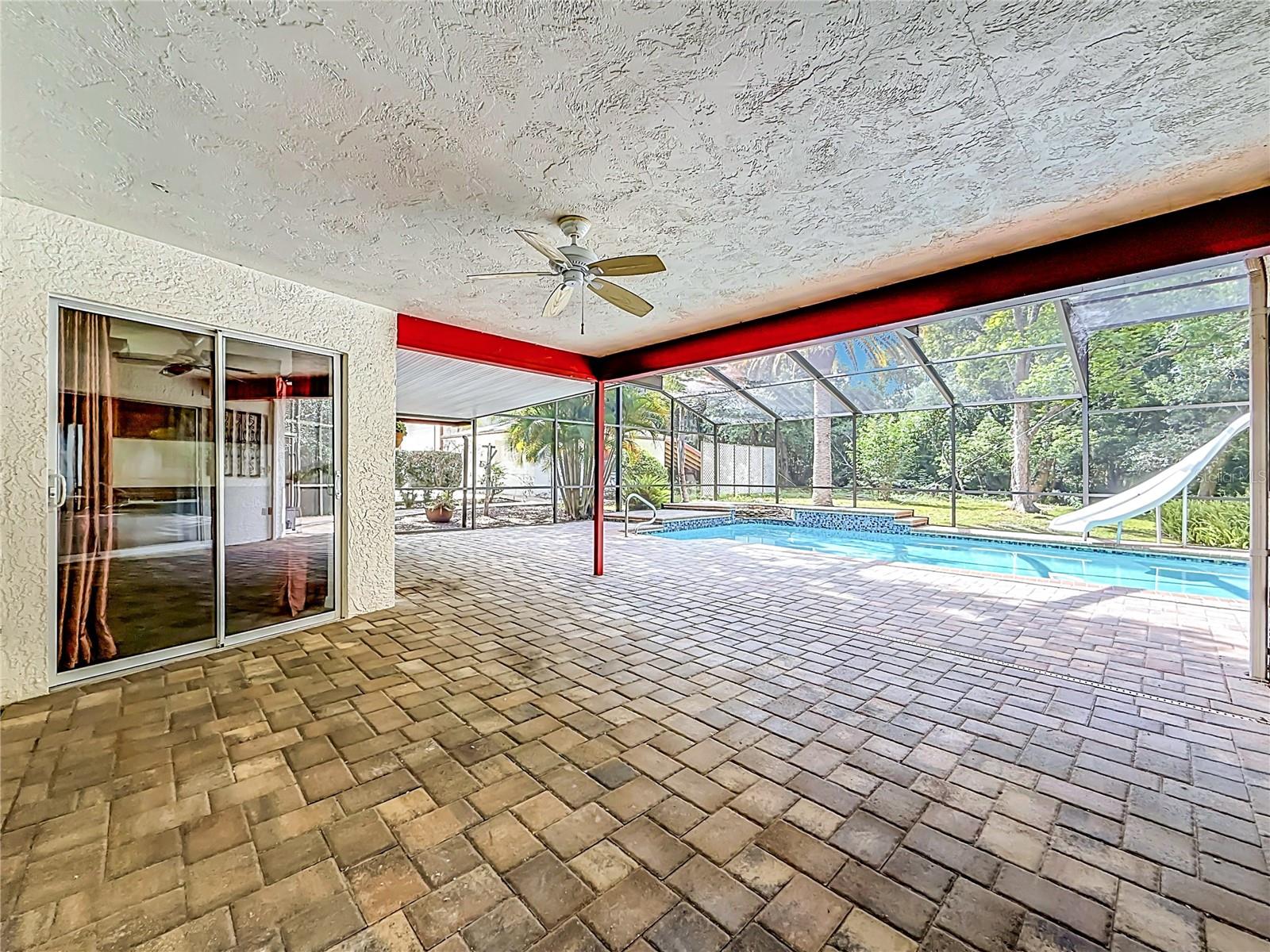 2065 BRADY DR, DUNEDIN, FL, 34698