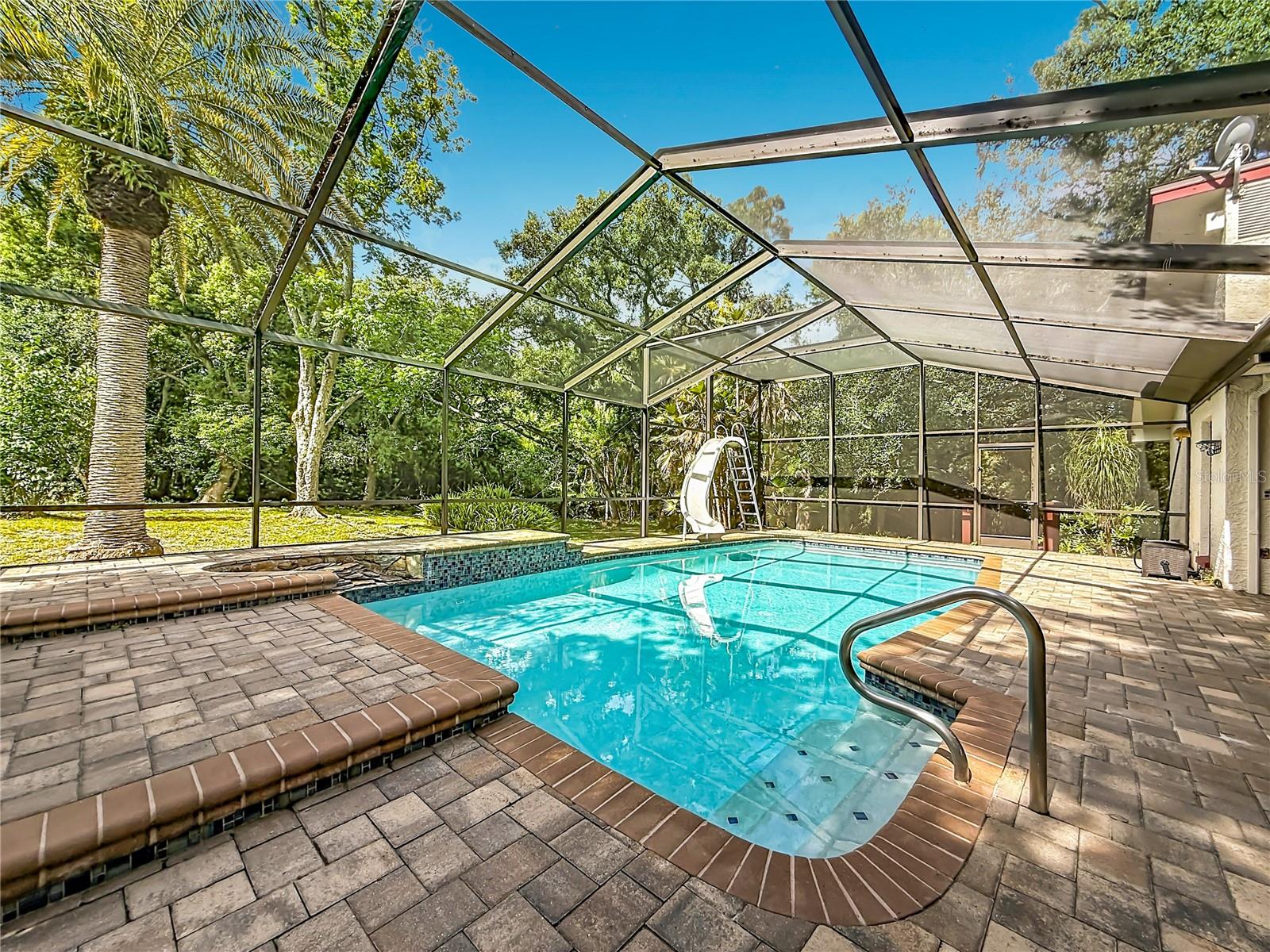 2065 BRADY DR, DUNEDIN, FL, 34698