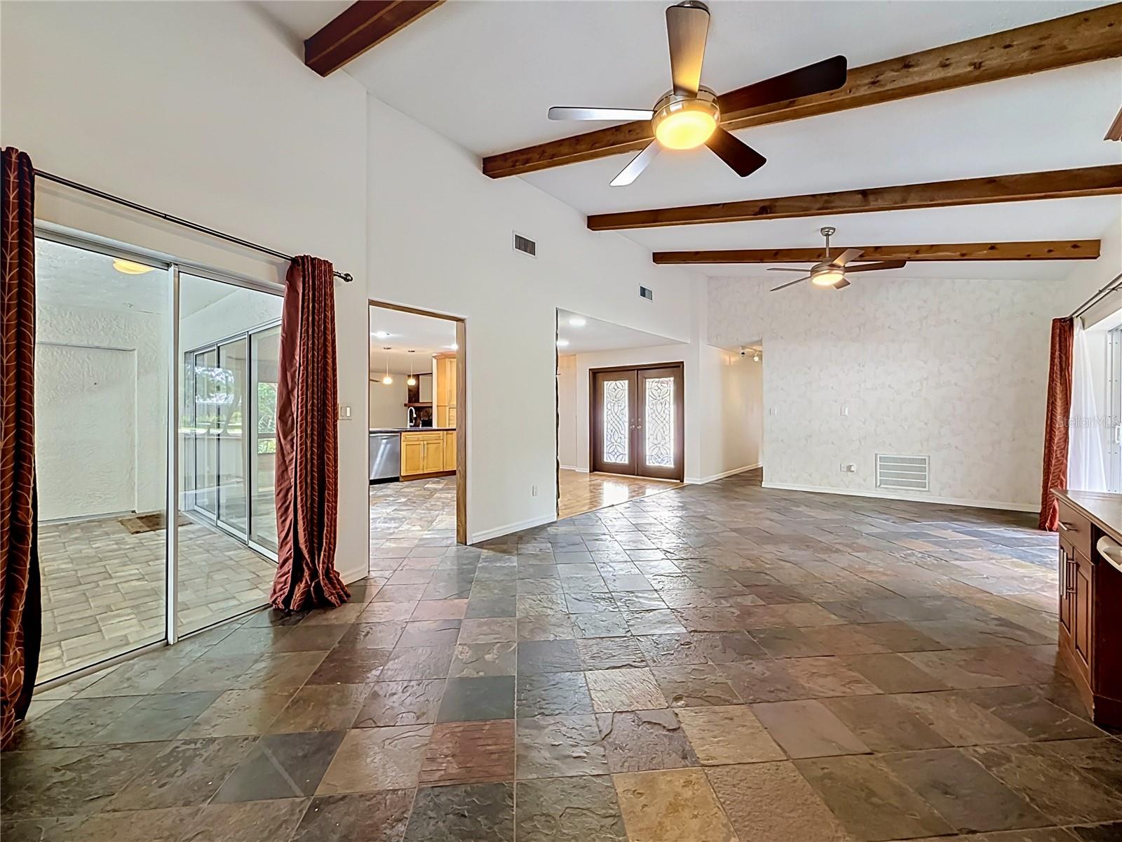 2065 BRADY DR, DUNEDIN, FL, 34698