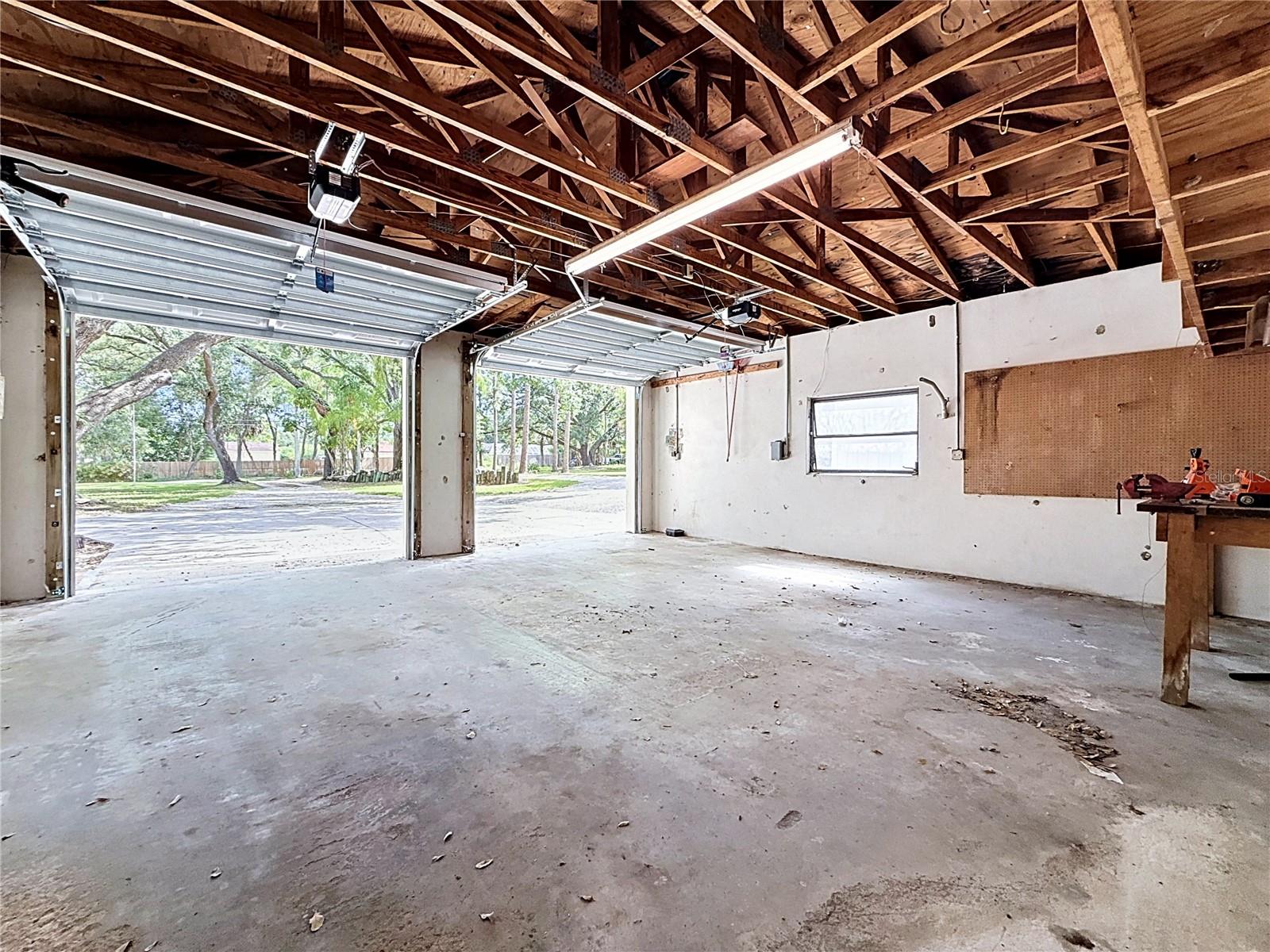 2065 BRADY DR, DUNEDIN, FL, 34698