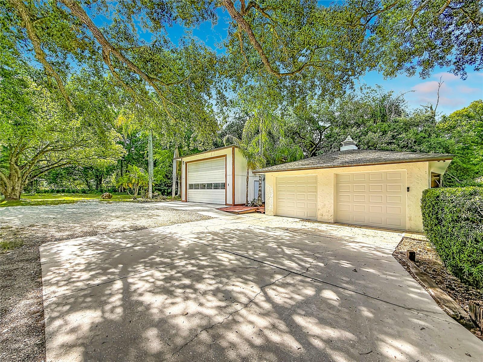 2065 BRADY DR, DUNEDIN, FL, 34698