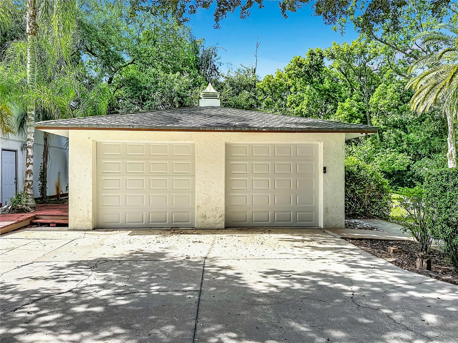 2065 BRADY DR, DUNEDIN, FL, 34698