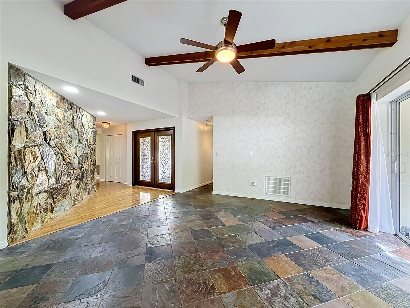 2065 BRADY DR, DUNEDIN, FL, 34698