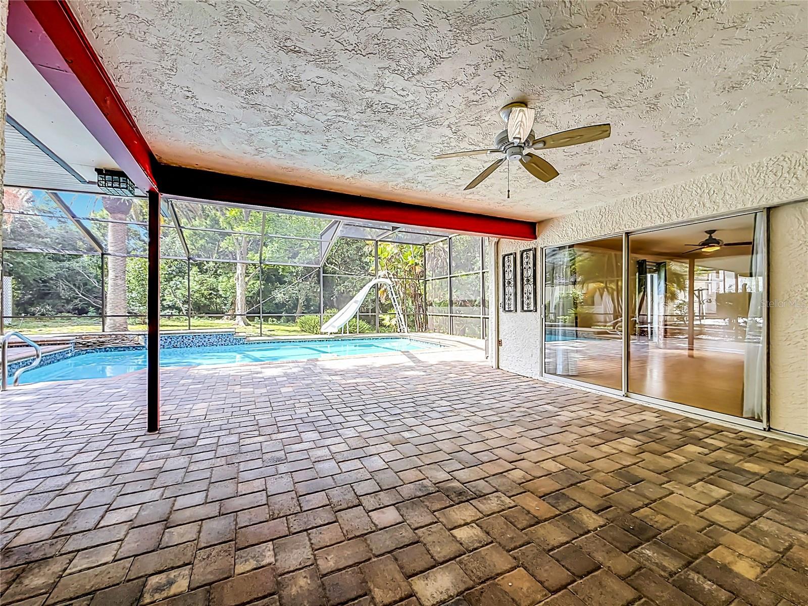 2065 BRADY DR, DUNEDIN, FL, 34698