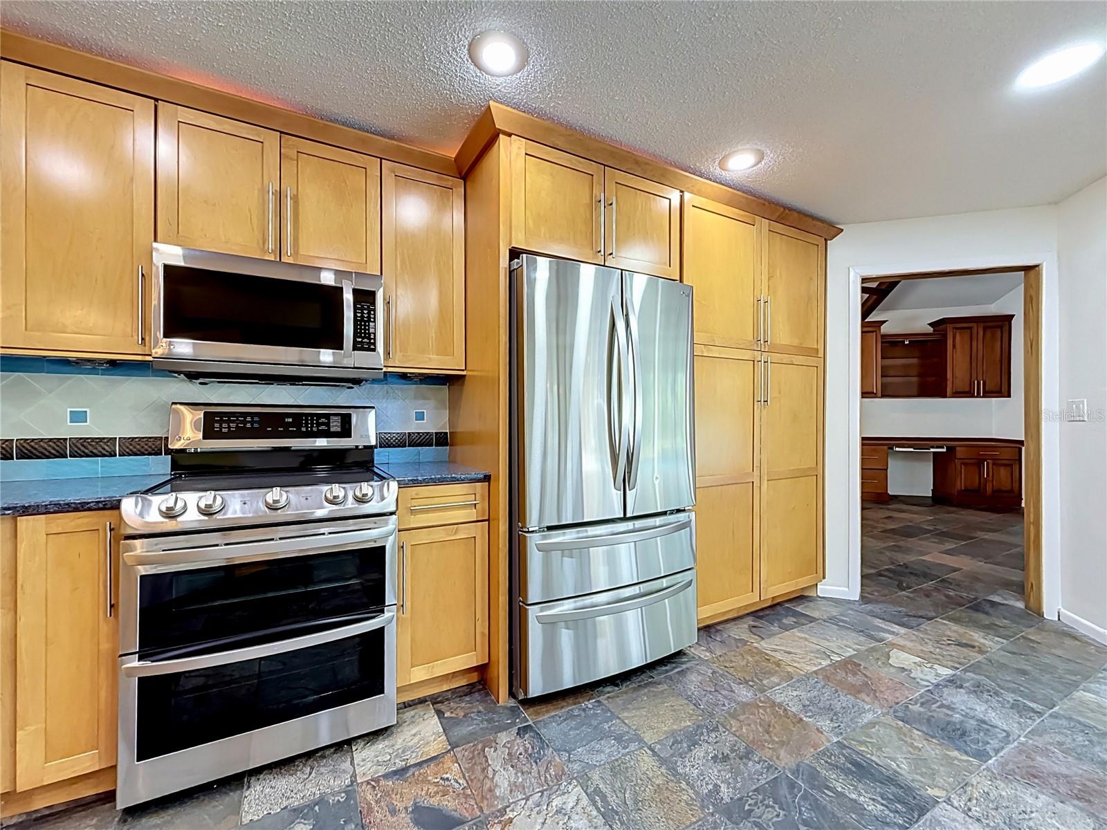 2065 BRADY DR, DUNEDIN, FL, 34698