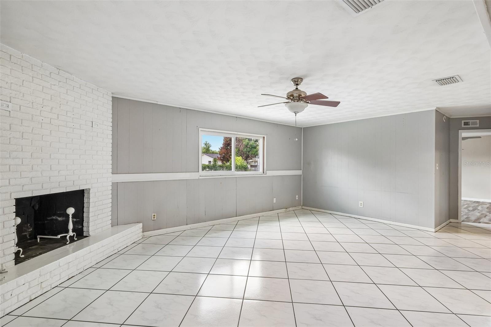1607 LARK LN, BRANDON, FL, 33510