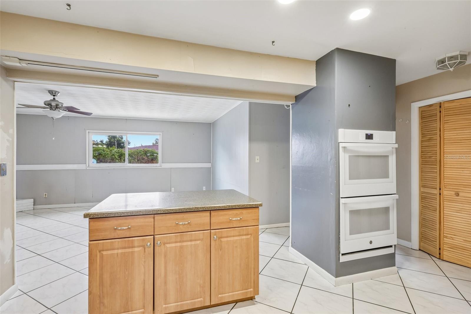 1607 LARK LN, BRANDON, FL, 33510