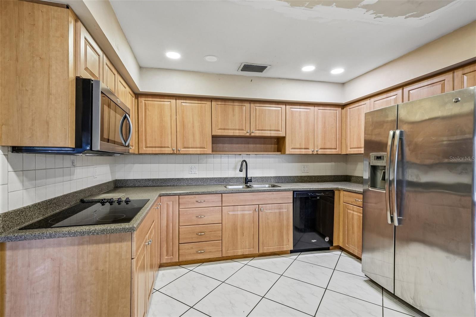 1607 LARK LN, BRANDON, FL, 33510