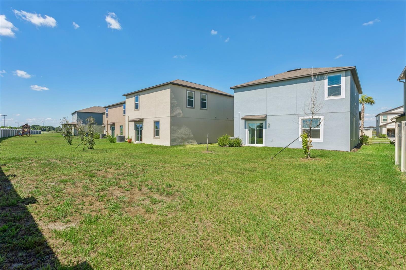 11000 RADIANT SHORE LOOP, SAN ANTONIO, FL, 33576