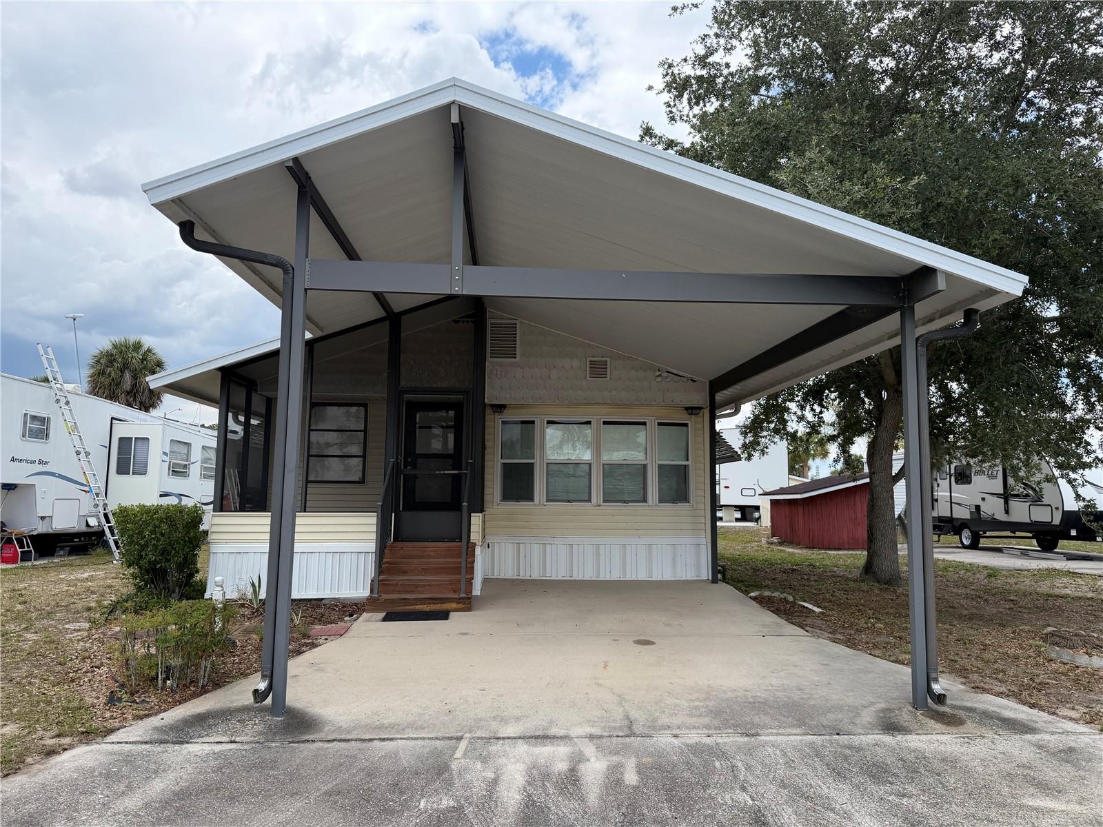 85 IRON LN, HAINES CITY, FL, 33844