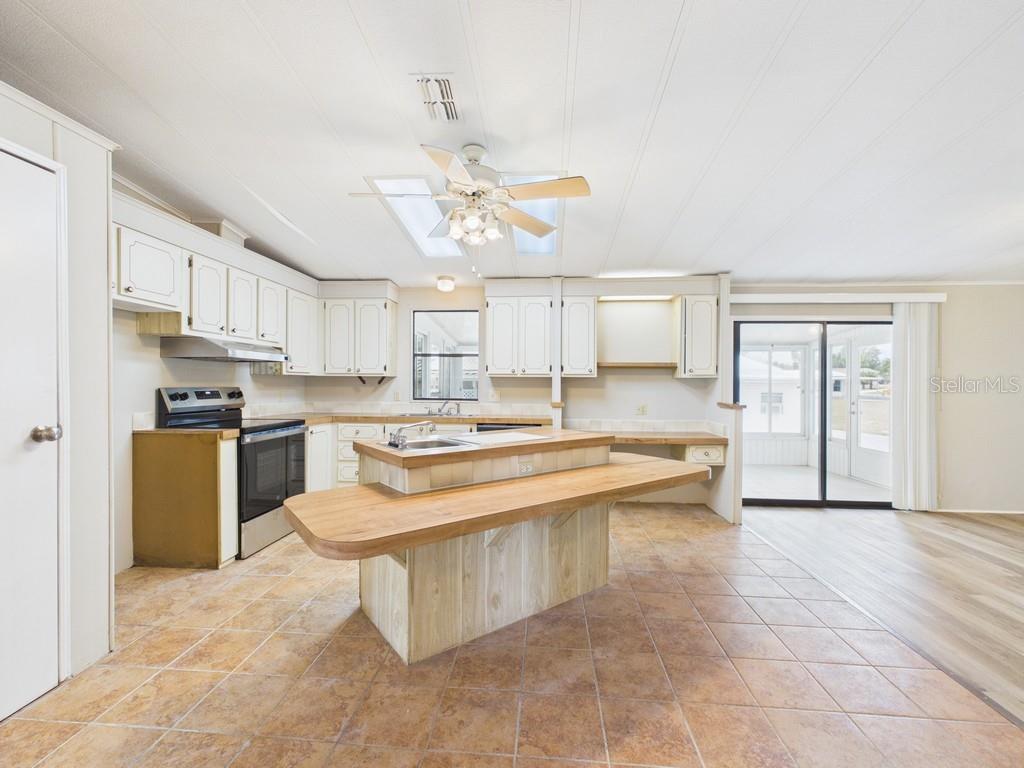 9212 DENMARSH DR, BROOKSVILLE, FL, 34613