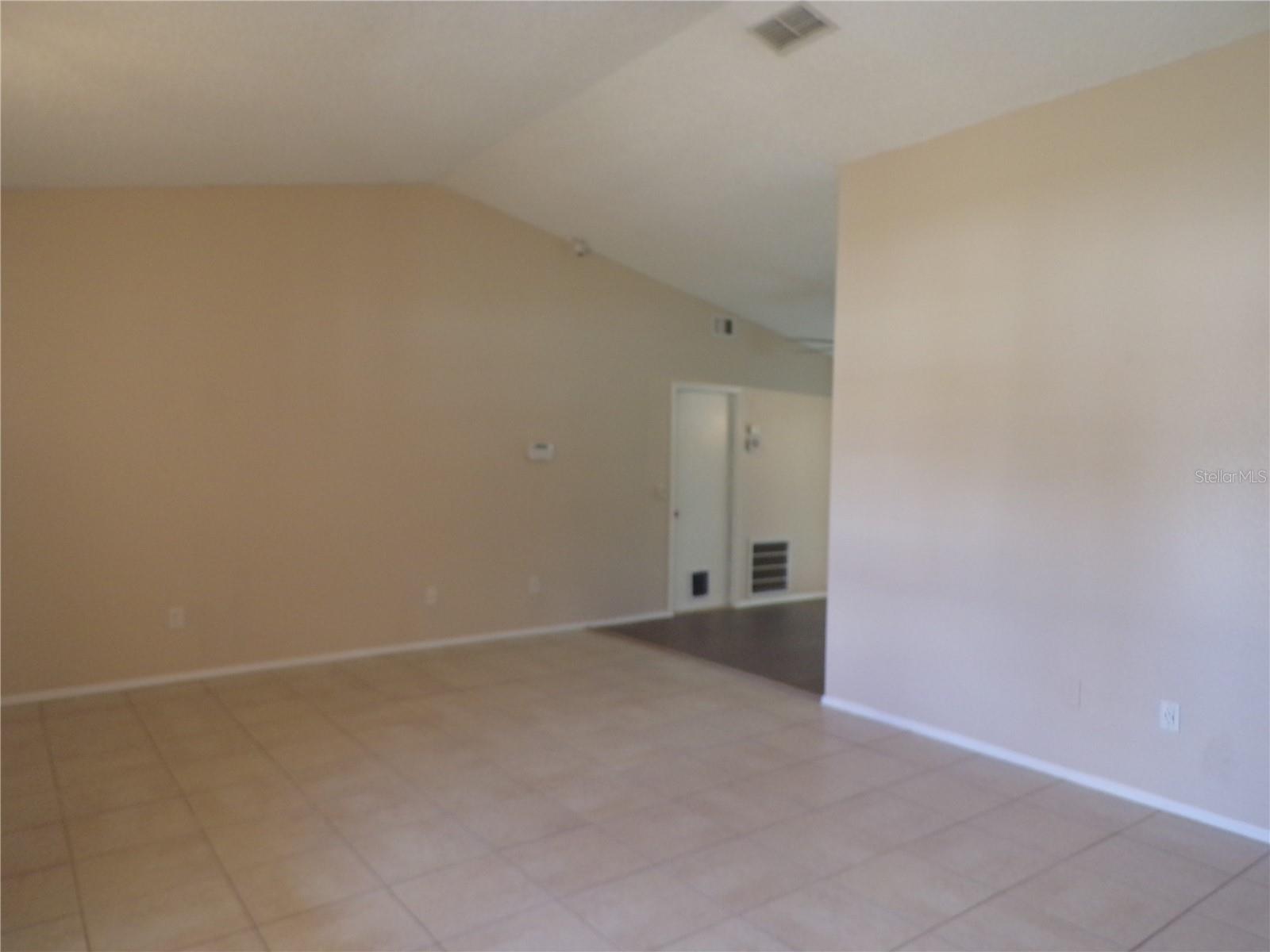 18407 AVON AVE, PORT CHARLOTTE, FL, 33948