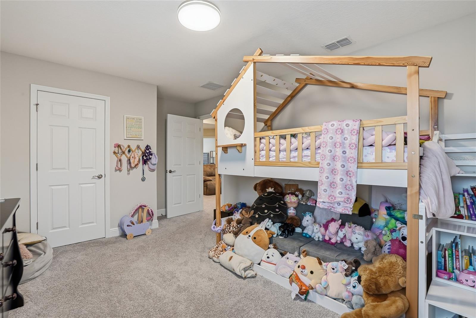 7284 NOTCHED PINE BND, WESLEY CHAPEL, FL, 33545