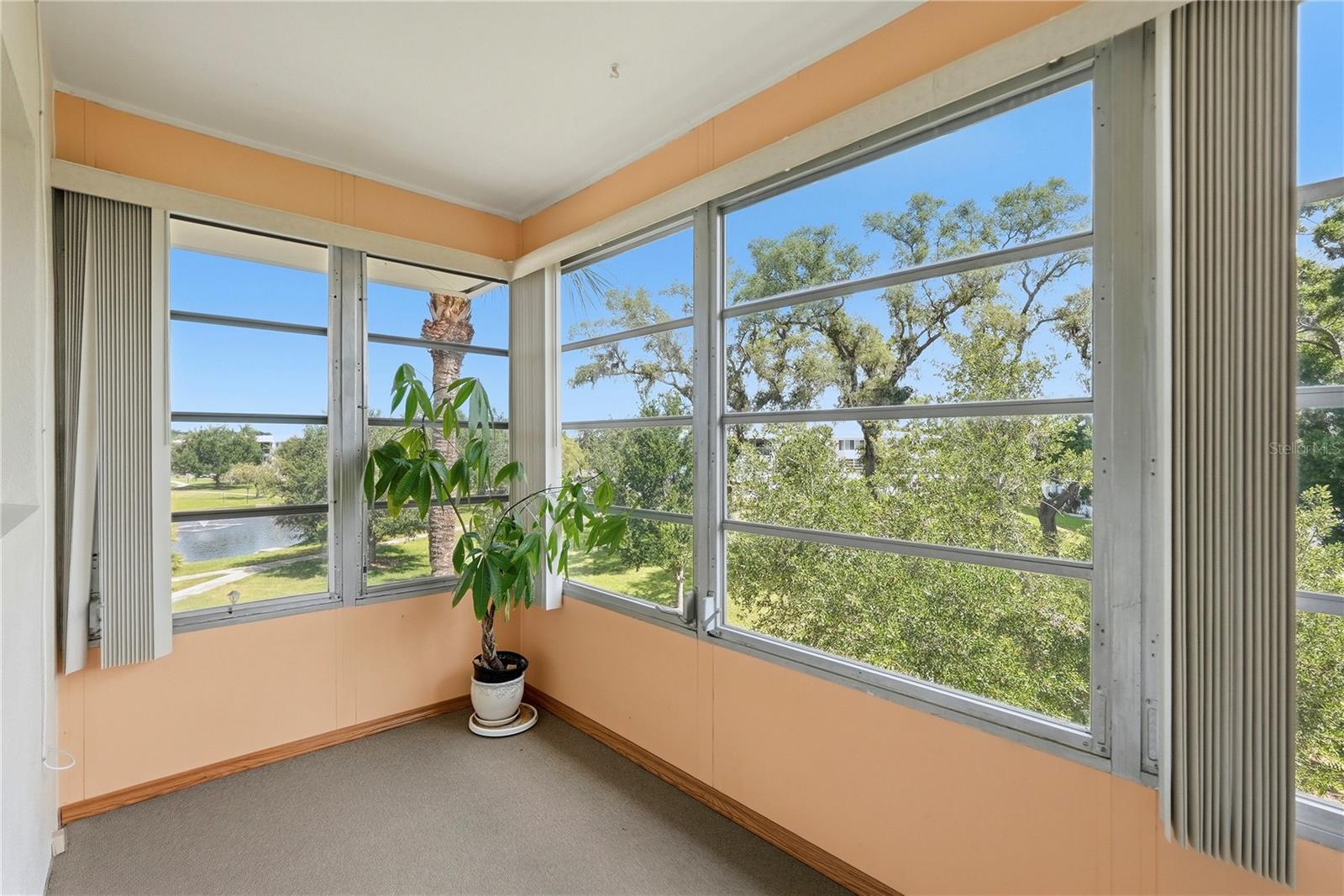 11201 80TH AVE N #302, SEMINOLE, FL, 33772