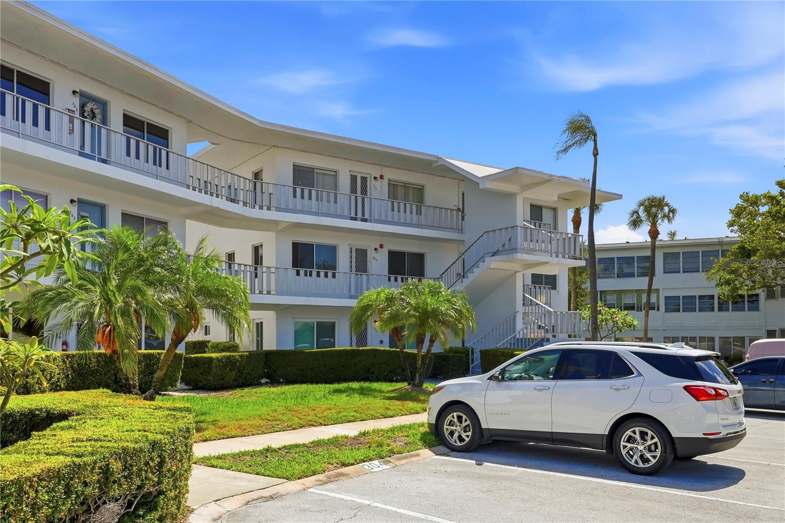 11201 80TH AVE N #302, SEMINOLE, FL, 33772