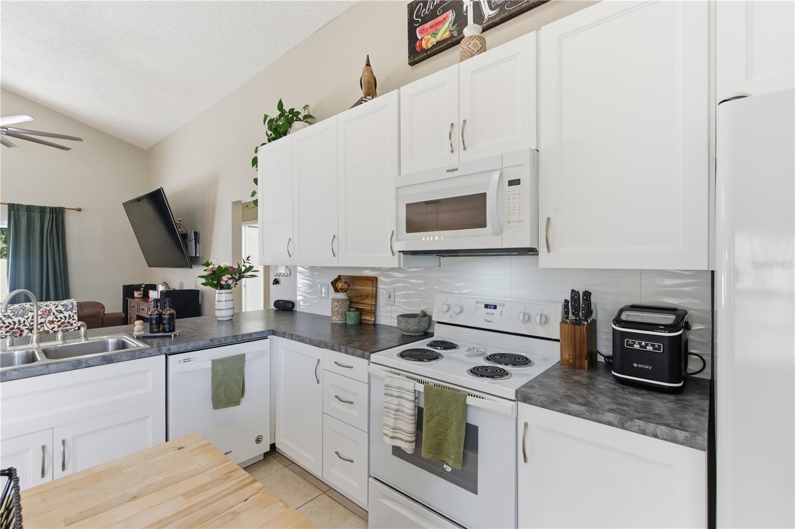 7912 TRAIL RUN LOOP, NEW PORT RICHEY, FL, 34653