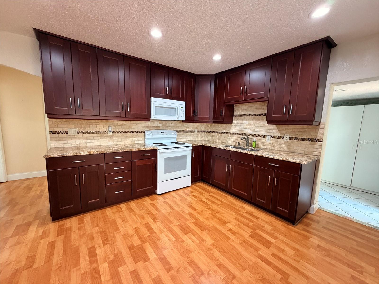 3620 BURLINGTON AVE N, ST PETERSBURG, FL, 33713