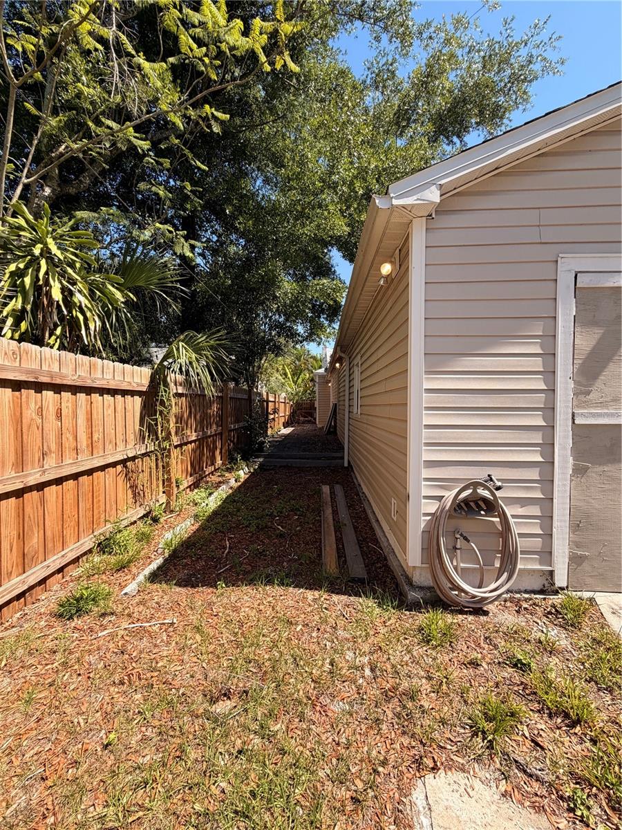 3620 BURLINGTON AVE N, ST PETERSBURG, FL, 33713