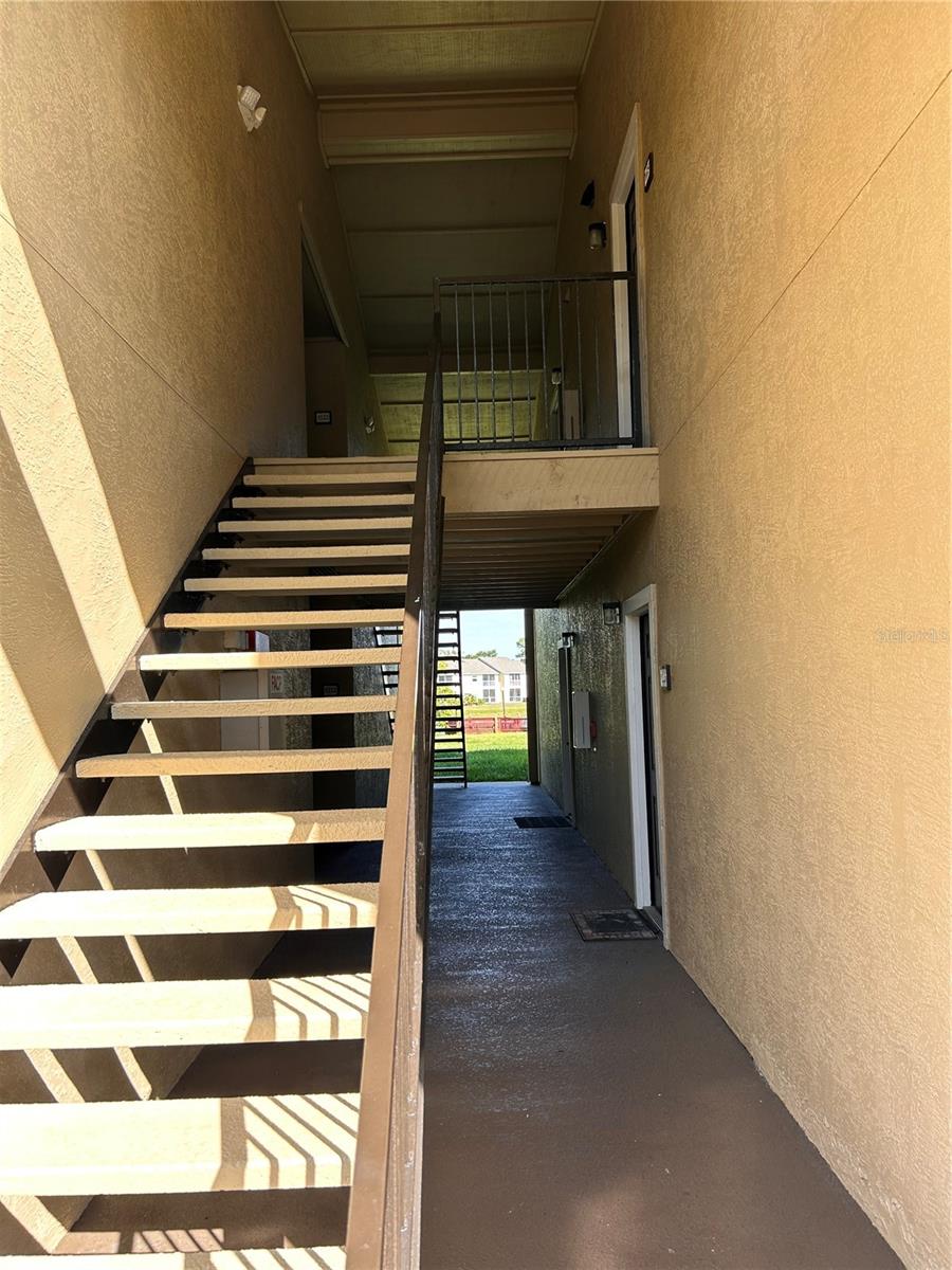 4005 CROCKERS LAKE BLVD #24, SARASOTA, FL, 34238
