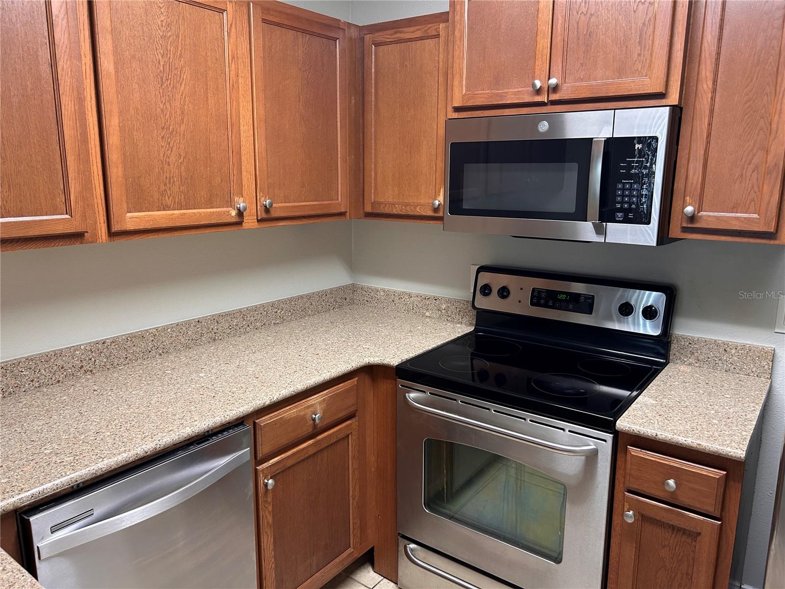 4005 CROCKERS LAKE BLVD #24, SARASOTA, FL, 34238