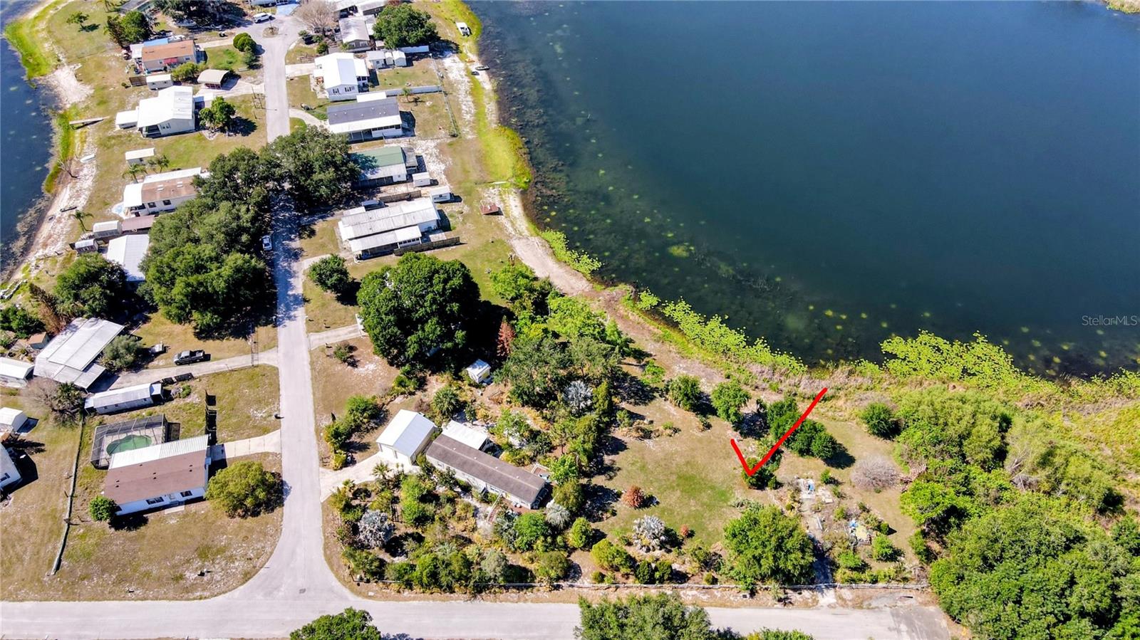 1100 PENINSULAR DR, LAKE WALES, FL, 33853