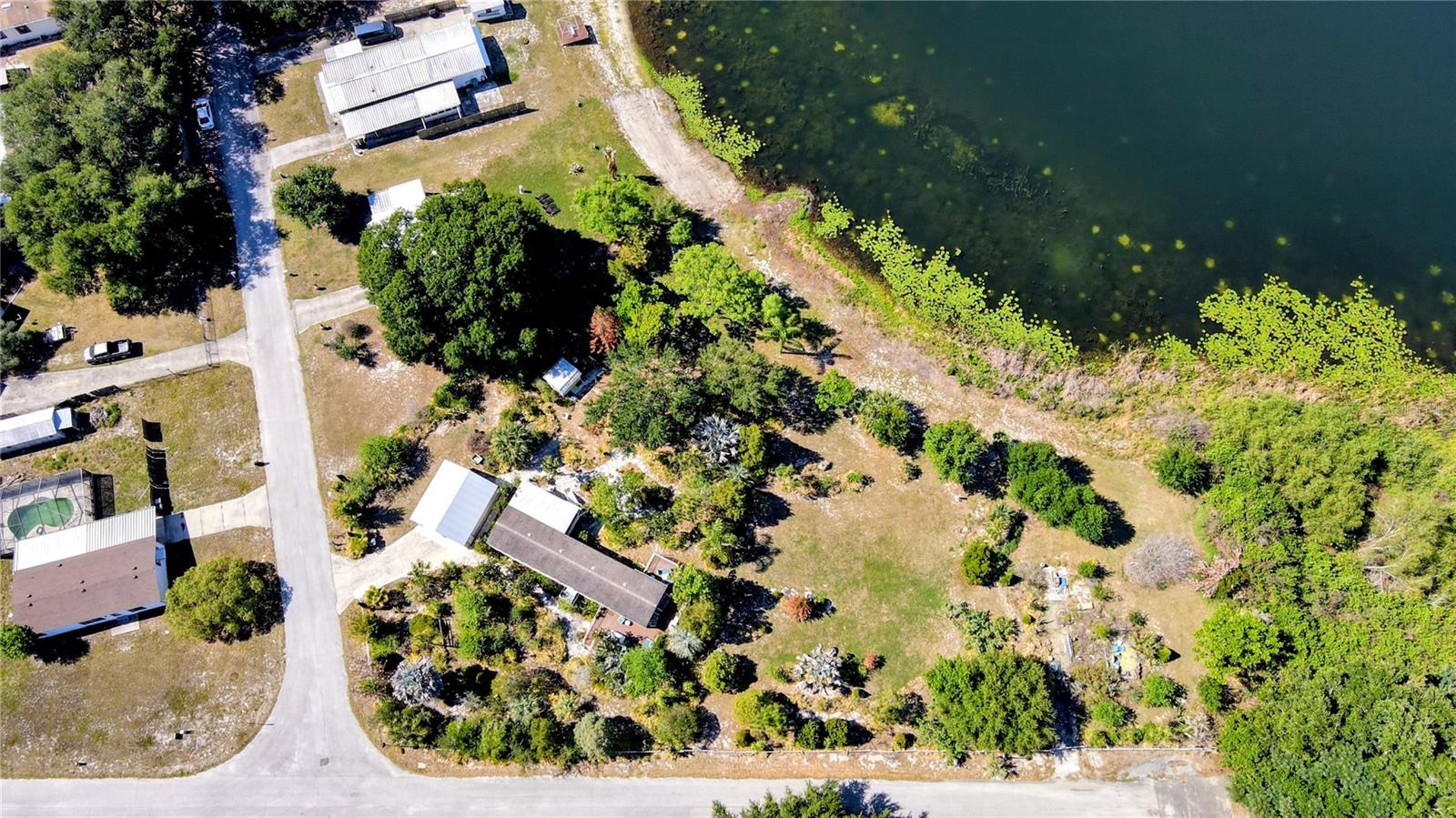 1100 PENINSULAR DR, LAKE WALES, FL, 33853