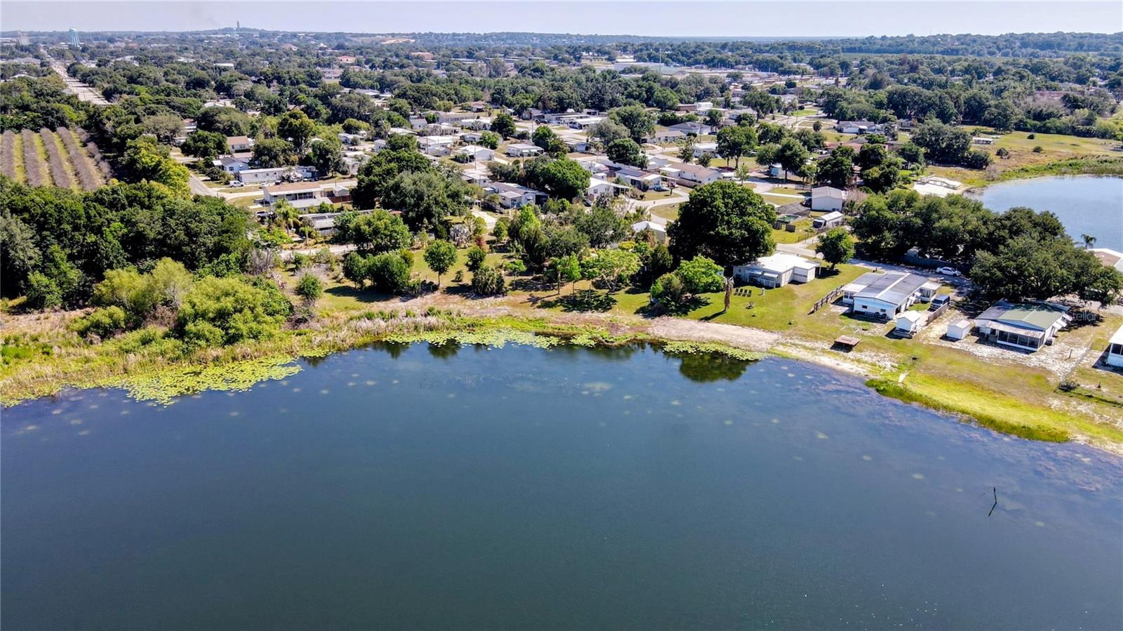 1100 PENINSULAR DR, LAKE WALES, FL, 33853