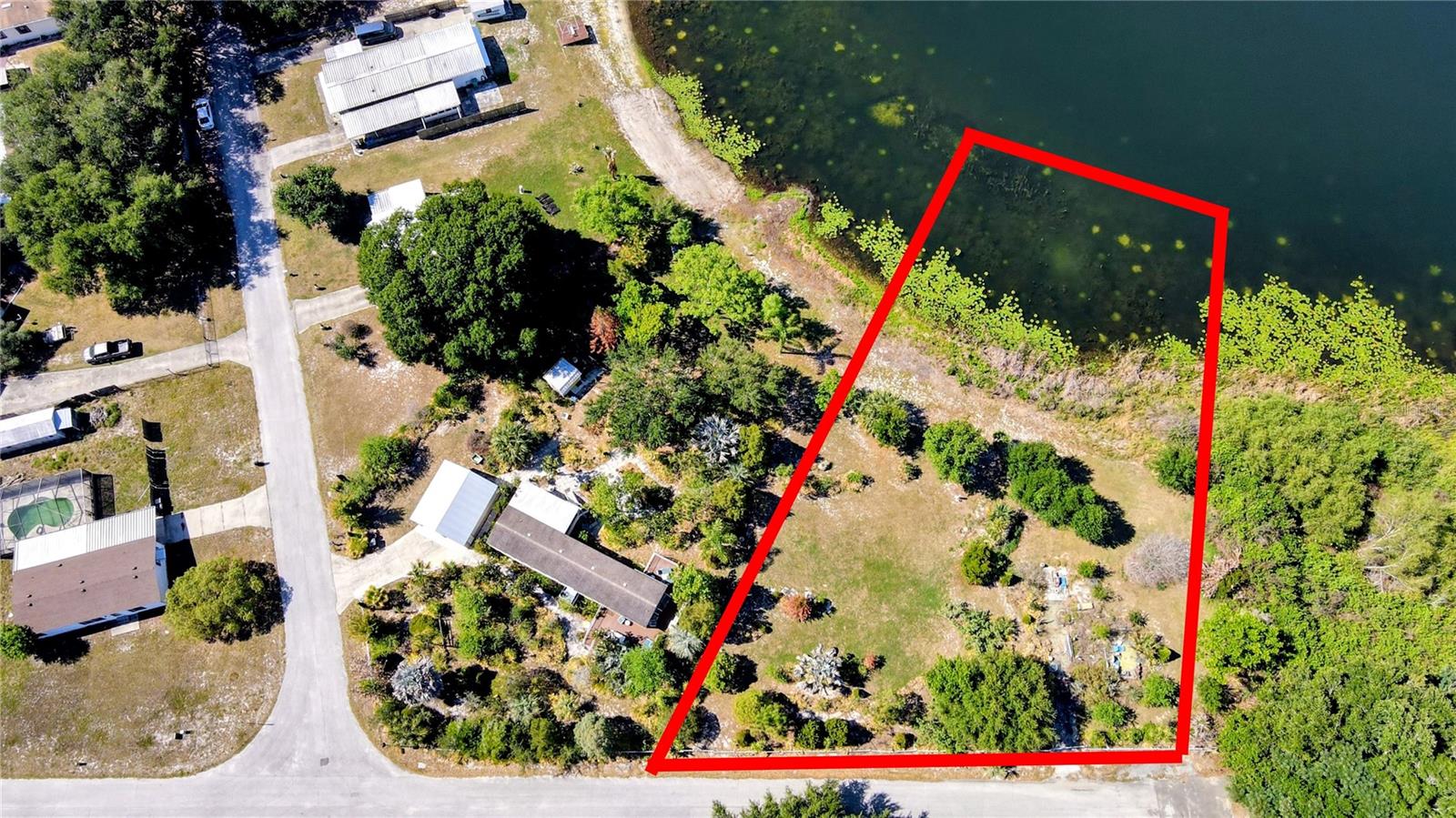 1100 PENINSULAR DR, LAKE WALES, FL, 33853
