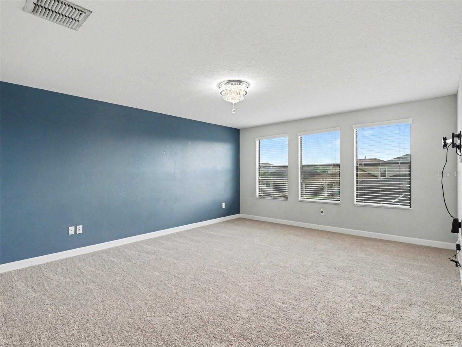 10025 IVORY DR, SUN CITY CENTER, FL, 33573