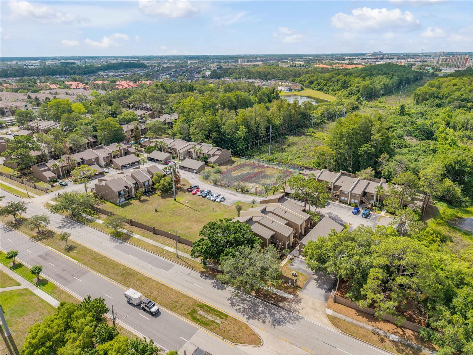 5472 PINE CREEK DR #2006B, ORLANDO, FL, 32811