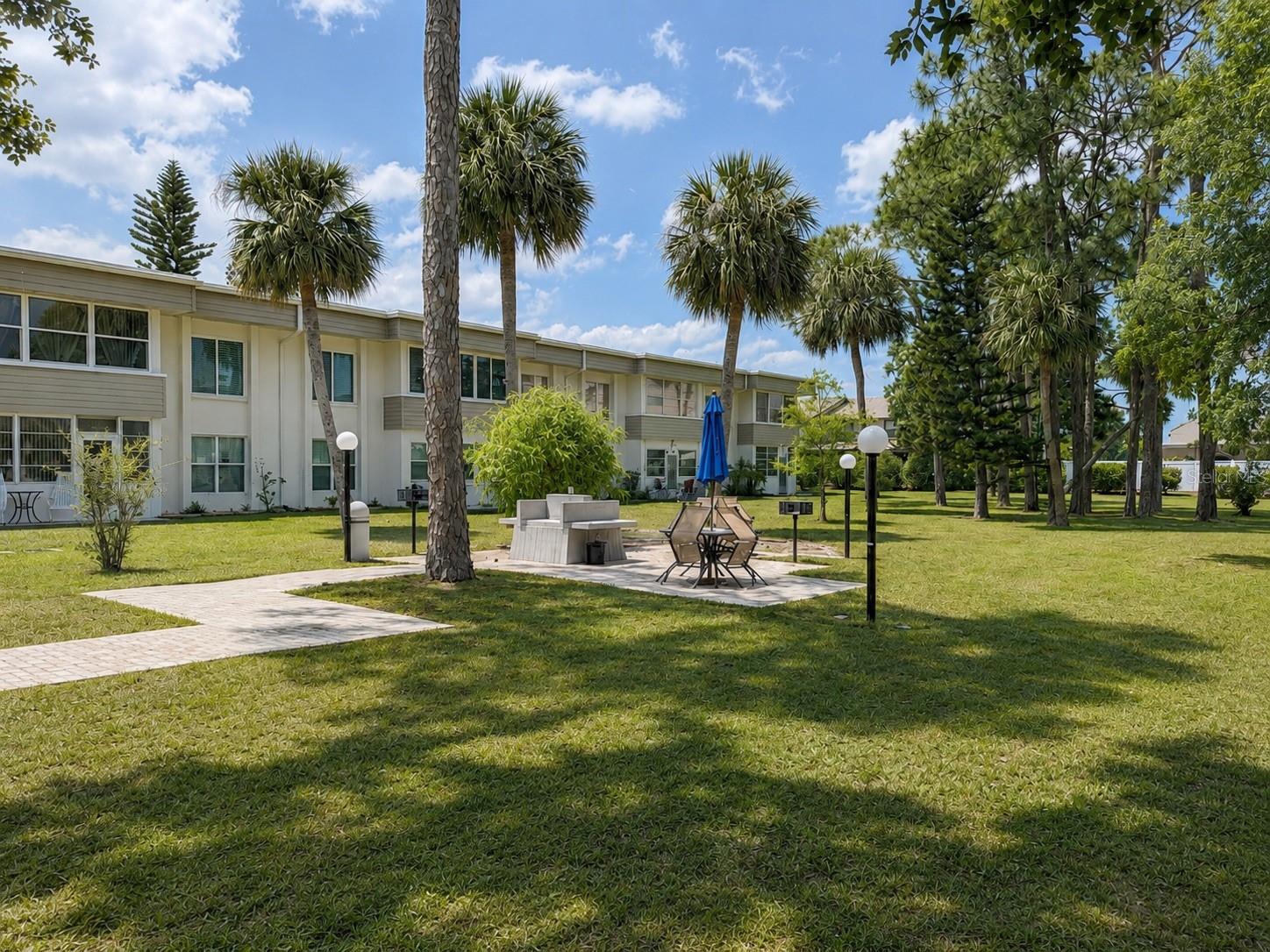 2437 HARBOR BLVD #102, PORT CHARLOTTE, FL, 33952