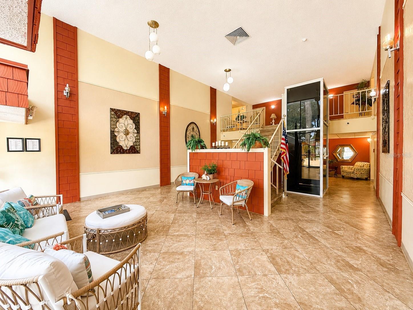2437 HARBOR BLVD #102, PORT CHARLOTTE, FL, 33952